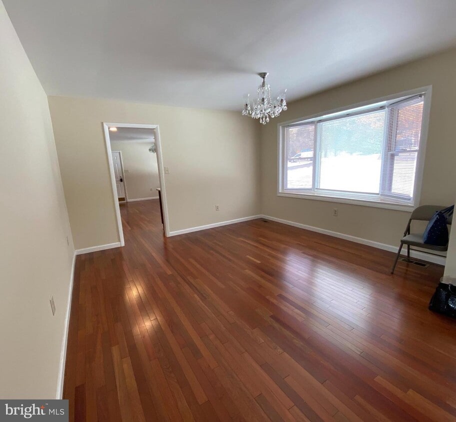 744 Kentland Dr, Great Falls, VA 22066 House for Rent in Great Falls, VA