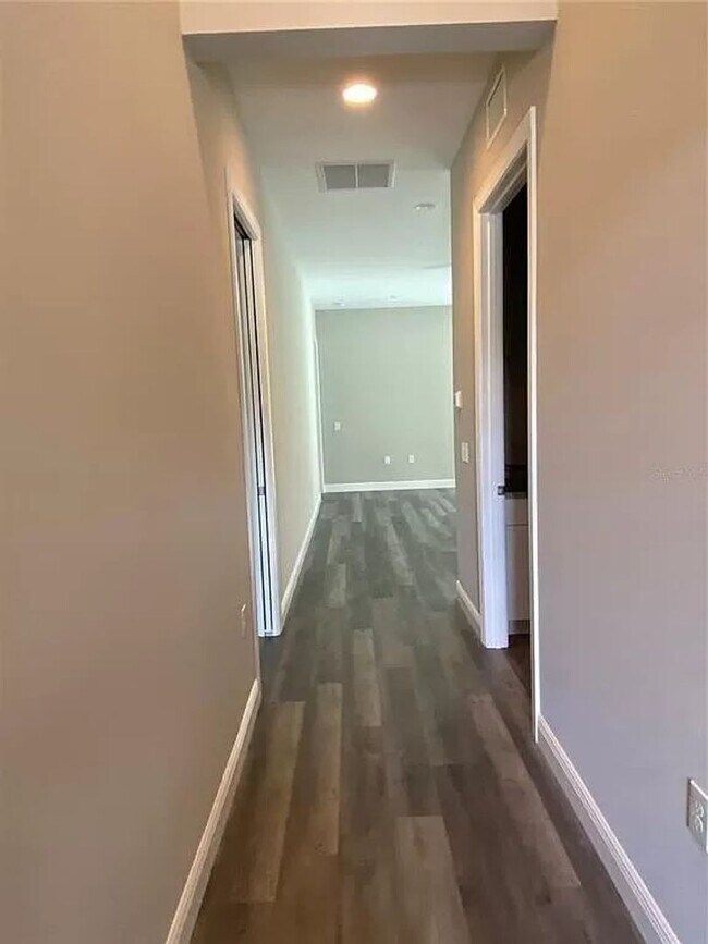 Building Photo - River Run Estates - Newer Construction Sin...