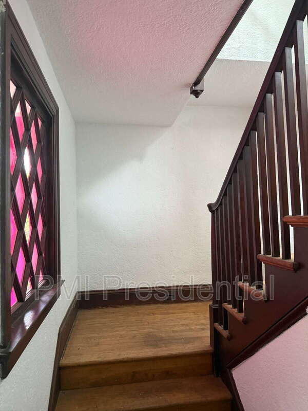 Foto del edificio - 1400 Bellevue Ave