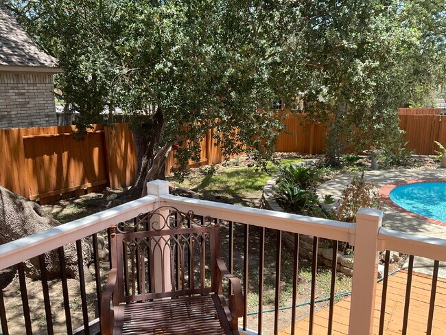Foto del edificio - 9610 Rocksprings St