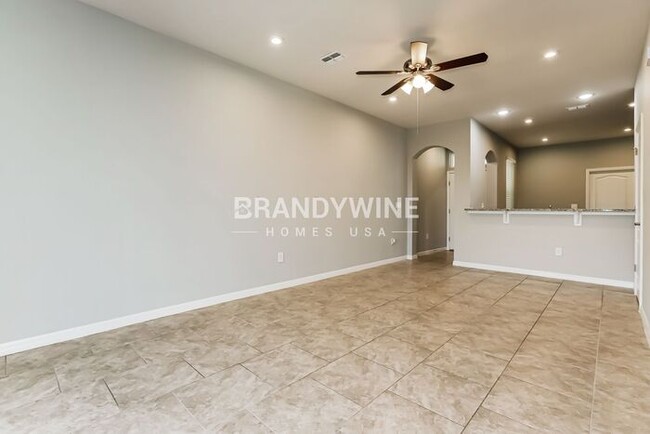 Building Photo - BEAUTIFUL 3BR AVAILABLE NOW! DON'T MISS IT!