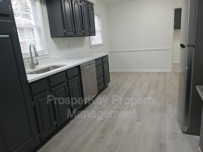 Building Photo - 3736 Winkfield Pl