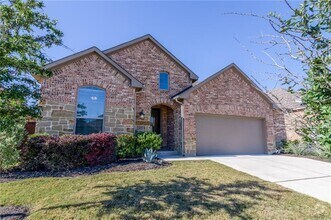 Building Photo - 425 Miracle Rose Way