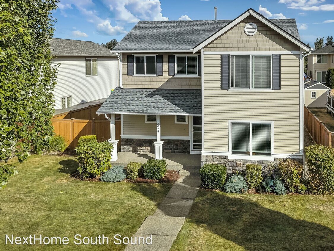 Primary Photo - 4 br, 2.5 bath House - 3078 Walker Road