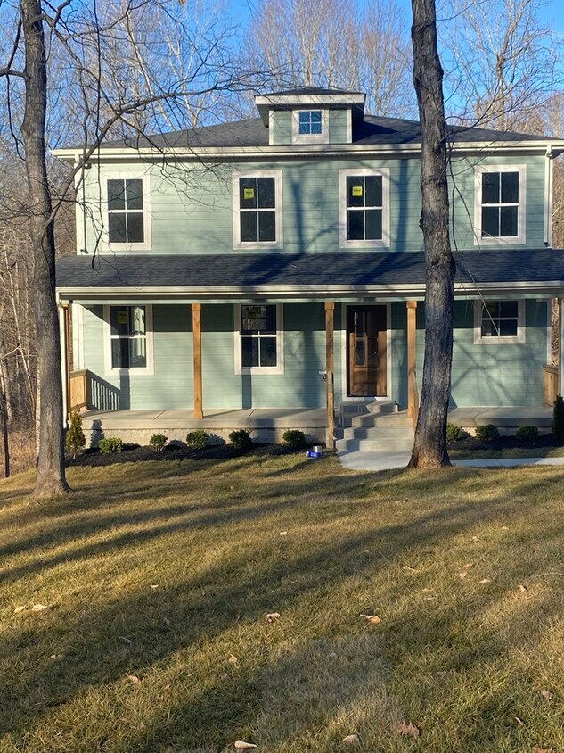Primary Photo - 715 Hogan Rd