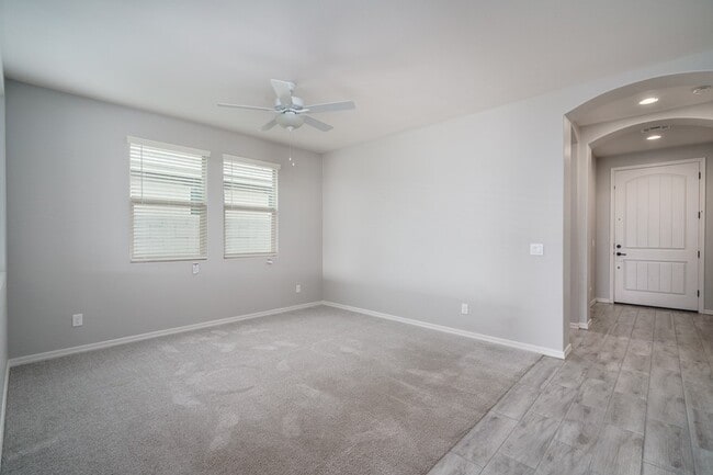 Foto del edificio - CHARMING HOME IN FULTON HOMES ESCALANTE!