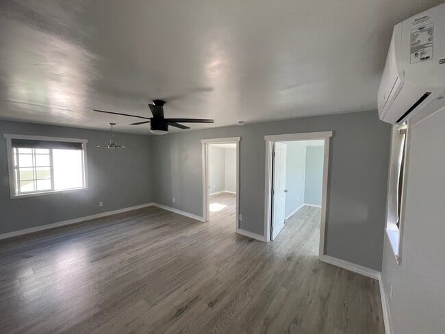 Foto del edificio - 610 W Manor Dr