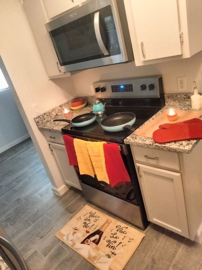 Interior Photo - Lions Court Apartments