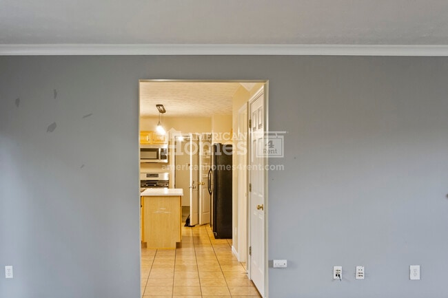 Building Photo - 978 Evergreen Park Ln