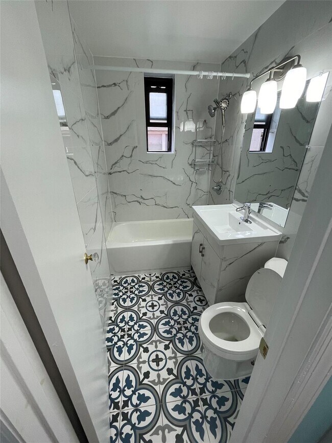 Foto del edificio - 83-85 E 116th St