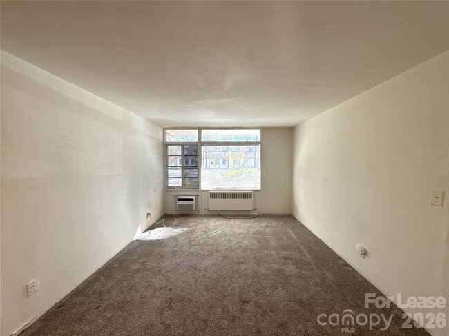 Foto del edificio - 2126 E 7th St