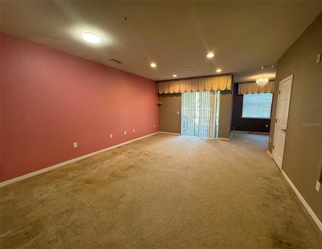 Foto del edificio - 8022 Moonstone Dr