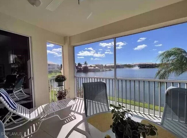 Foto del edificio - 17020 Willowcrest Way