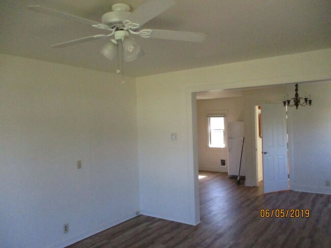 Building Photo - 2 Story Colonial Style House