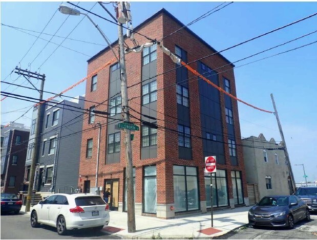 Building Photo - 1100 S 27th St