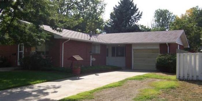 Foto principal - 2 Bed, 1.5 Bath Duplex for Rent in Fort Co...