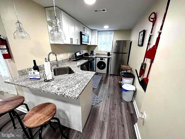 Foto del edificio - 1721 McCulloh St