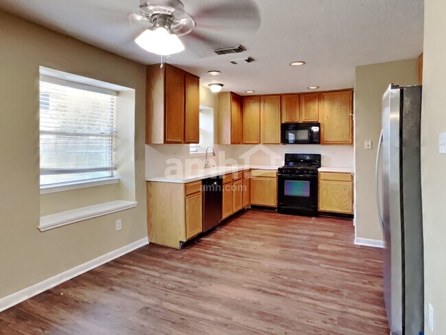 Foto del edificio - 31306 Perlican Dr