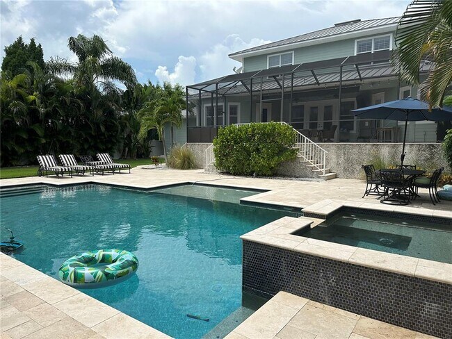 Foto del edificio - 5006 W Longfellow Ave