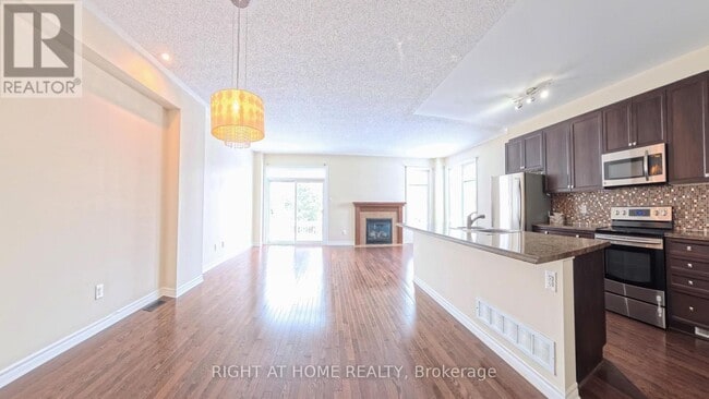 Building Photo - 126 Flat Sedge Crescent