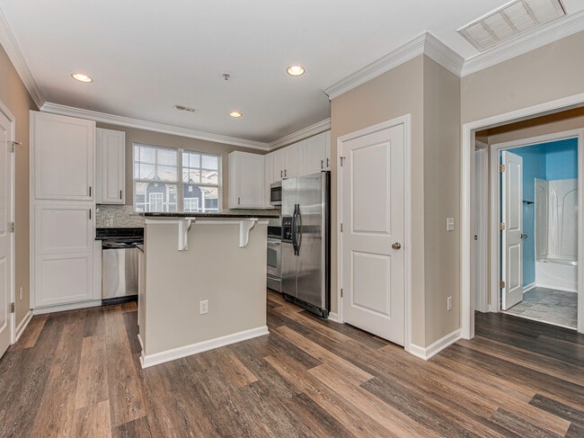Building Photo - 1547 Walnut View Dr
