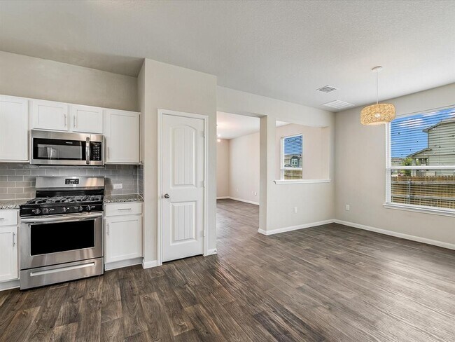 Building Photo - 2200 Arborside Dr