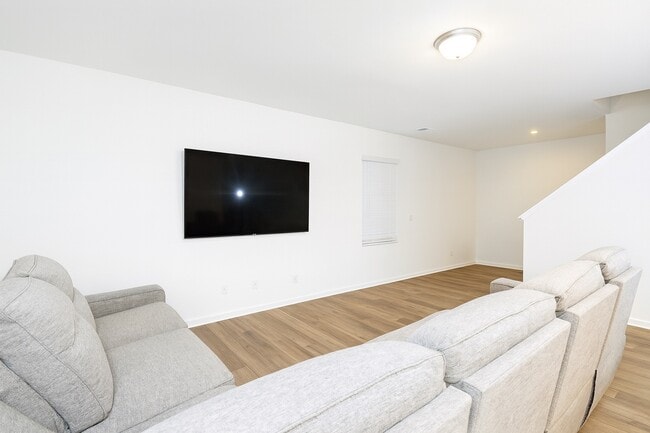 Building Photo - 11028 Wickenden Way