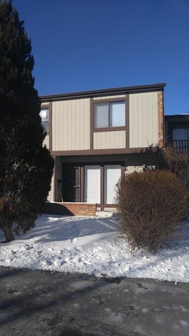 Primary Photo - 484 Poplar Dr