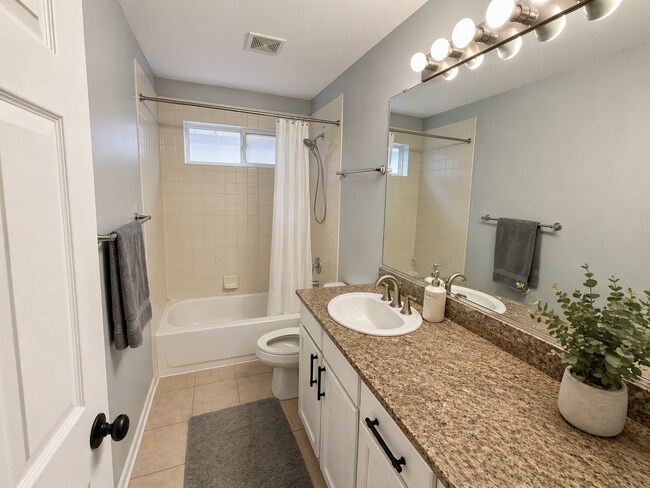 Foto del edificio - 635 W Elm St