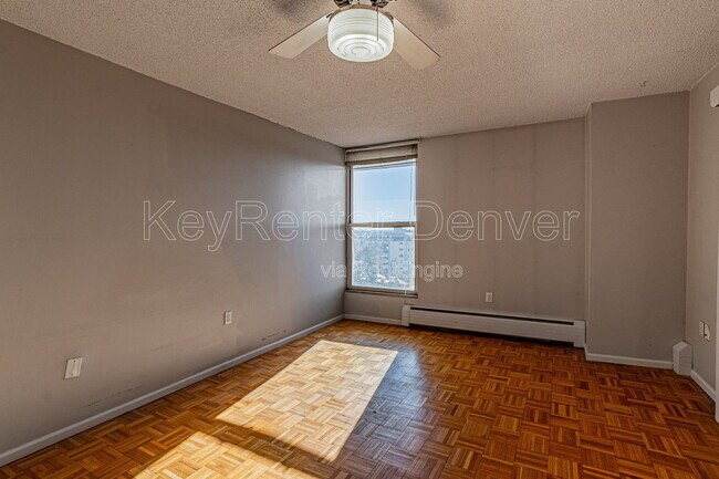 Foto del edificio - 740 N Pearl St