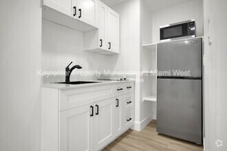 Building Photo - 210 Beacom Blvd