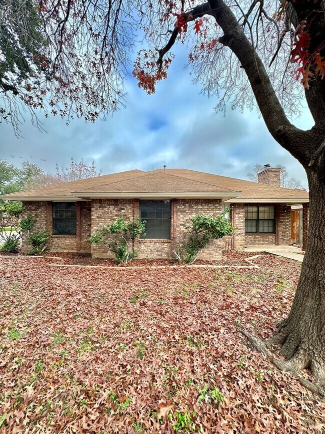 Foto del edificio - 3546 Cedar Ridge Ln