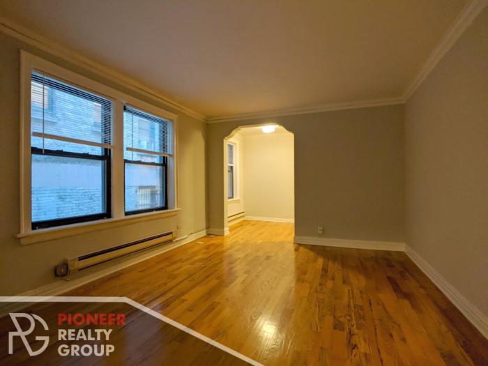Foto principal - 0 bedroom in CHICAGO IL 60657