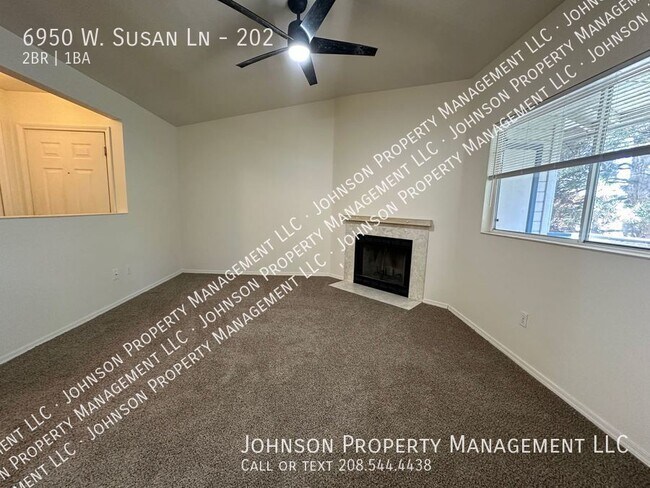 Foto del edificio - 6950 W Susan Ln