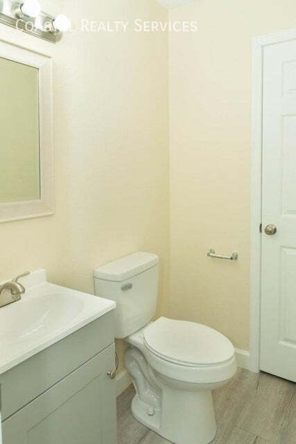 Foto del edificio - 705 Winton Ct