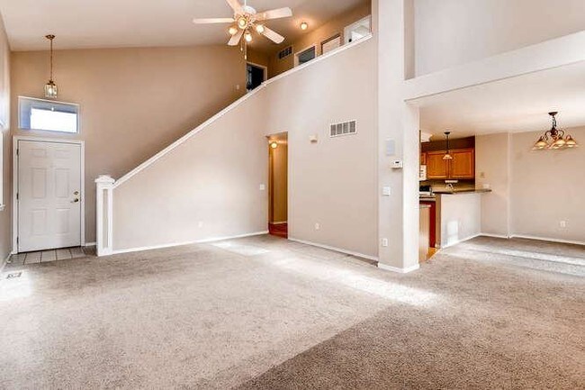 Building Photo - 1345 Carnation Circle