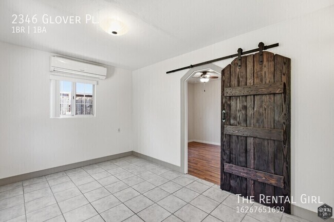 Foto del edificio - 2346 Glover Pl
