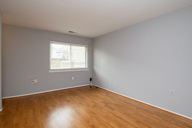 Building Photo - 8625 Village Way
