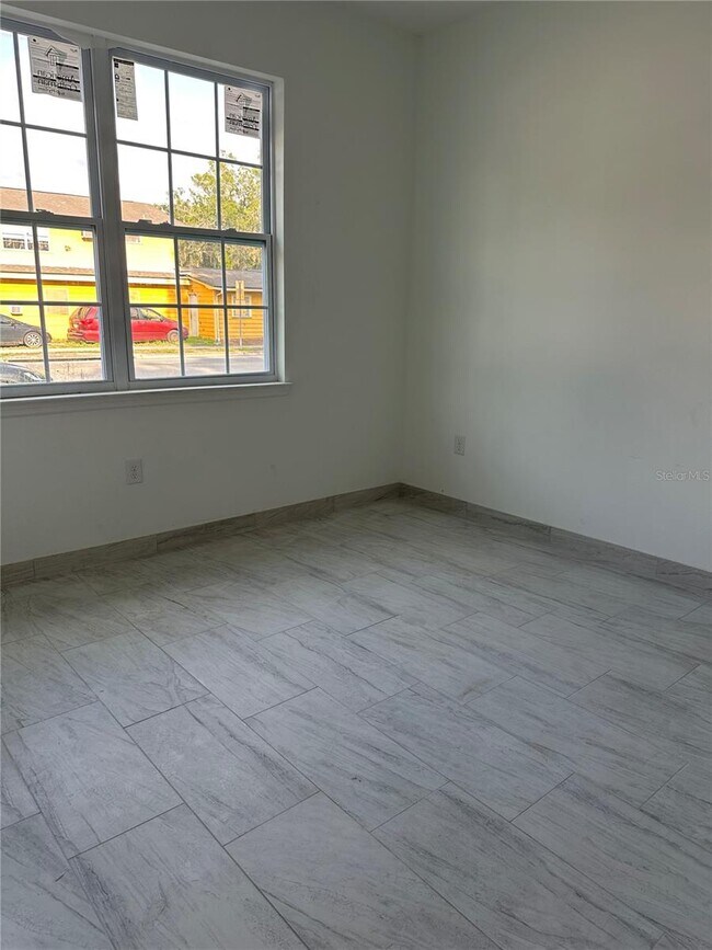 Foto del edificio - 710 S Thacker Ave