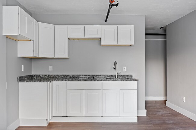Foto del edificio - 4347 Clarkwood Pkwy