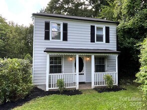 Building Photo - 3905 Freedom Dr