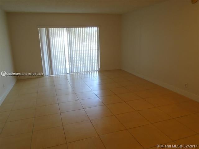 Foto del edificio - 4848 NW 24th Ct