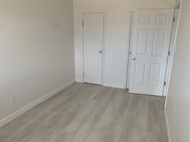 Foto principal - 12610 Farmers Blvd