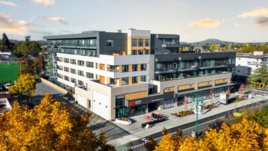 Building Photo - The Gateway