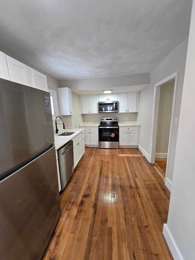 Foto del edificio - 89 Armistice Blvd