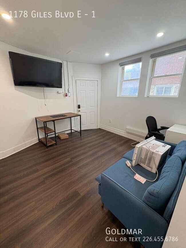 Building Photo - Furnished Two Bedroom