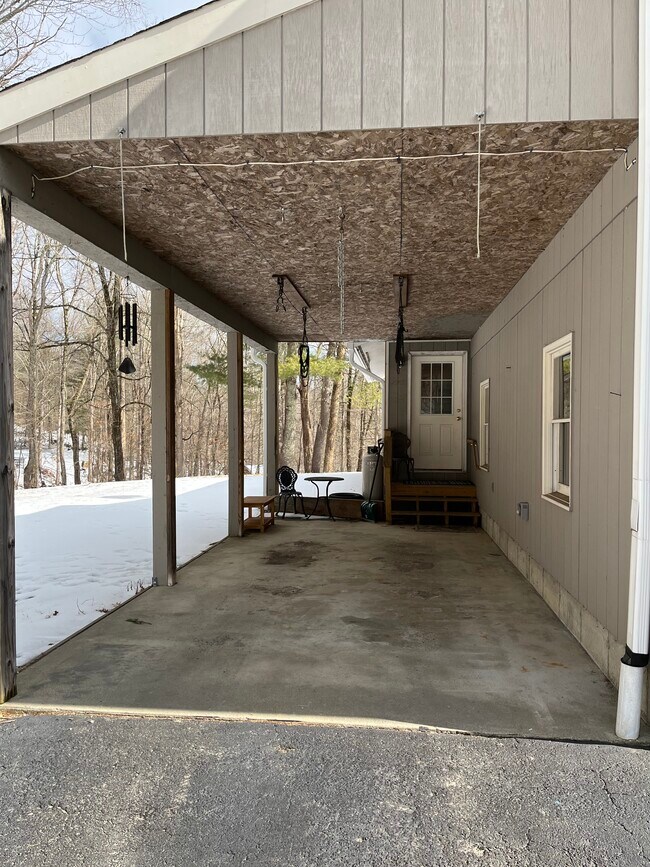 Foto del edificio - 310 Westford Rd