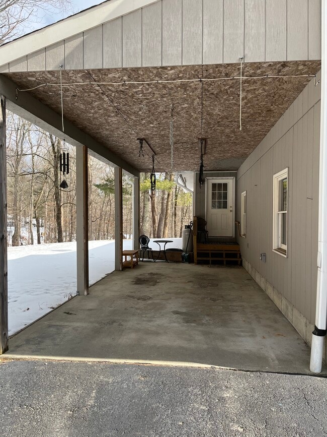 Building Photo - 310 Westford Rd