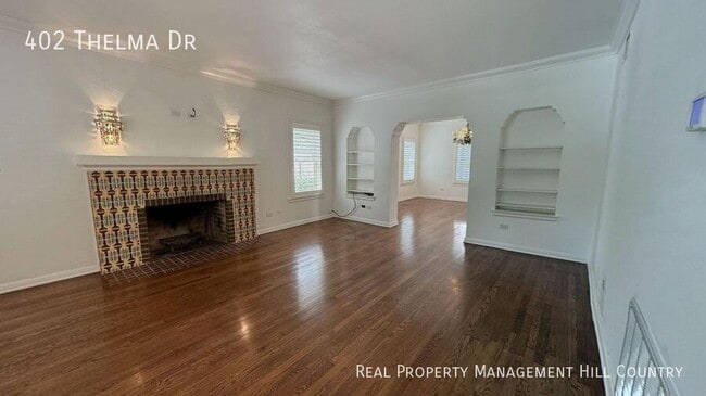 Building Photo - 402 Thelma Dr
