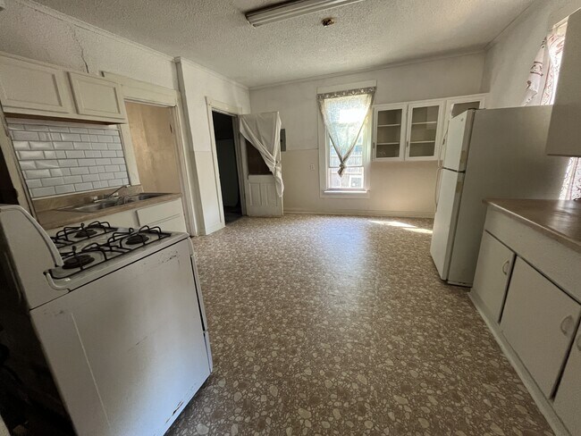 Foto del edificio - 601 E Springer Ave